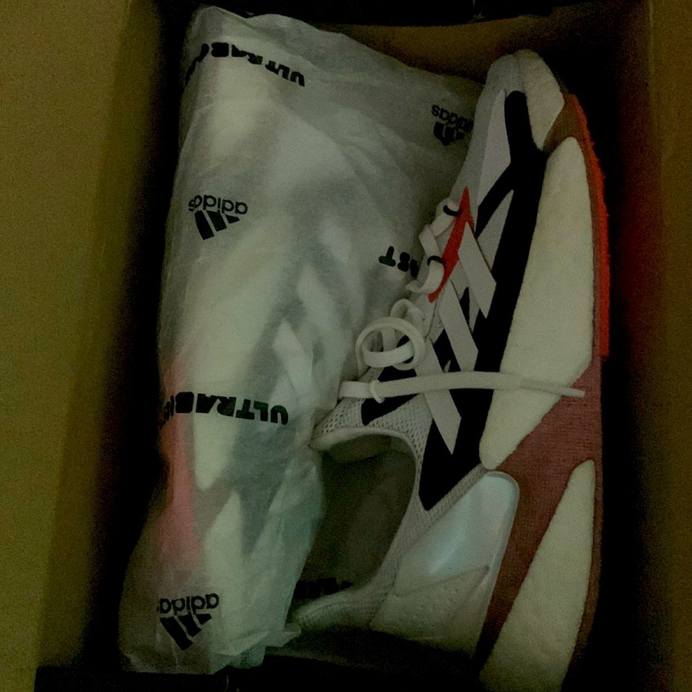 ADIDAS SZ 9.5 M
